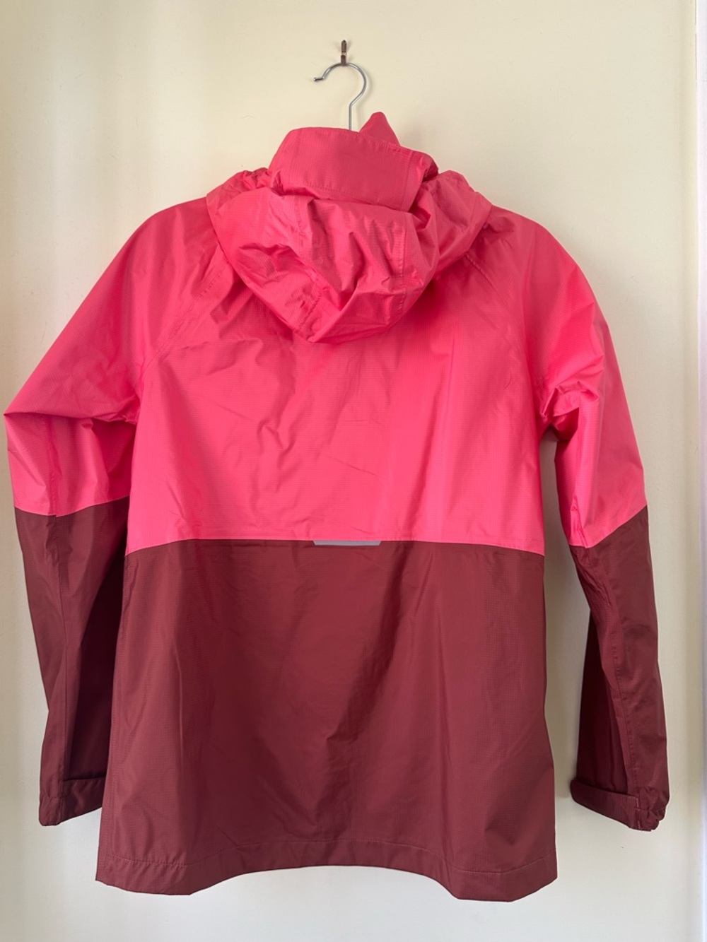 Kids REI Pink Two-Tone Hooded Rain Jacket - Picture 9 of 13